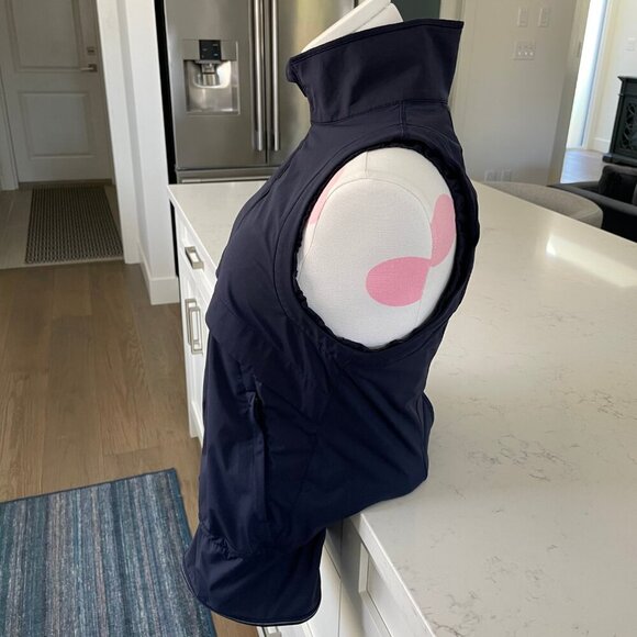 Lululemon Kicking Asphalt Sleeveless Lightweight Vest in Midnight Navy Sz 6 - Picture 5 of 16